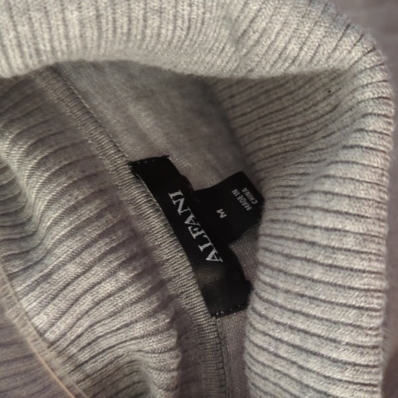 Alfani Pancho top - Picture 6 of 6